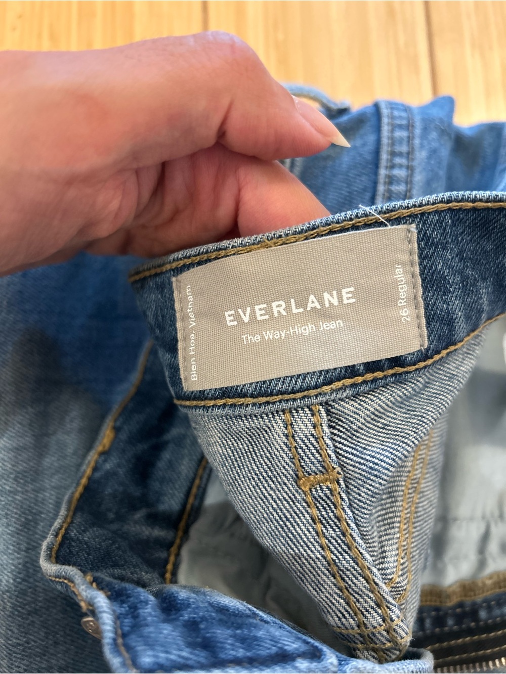 Everlane Women’s The Way High Jean in Light Blue Denim with Gold Stitching